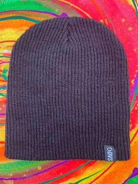 Dvs skateboard streetwear fresh cleanBlack Ribbed Knit Beanie - Men’s Winter Hat